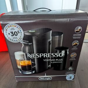Nespresso Vertuo Plus - Coffee Machine